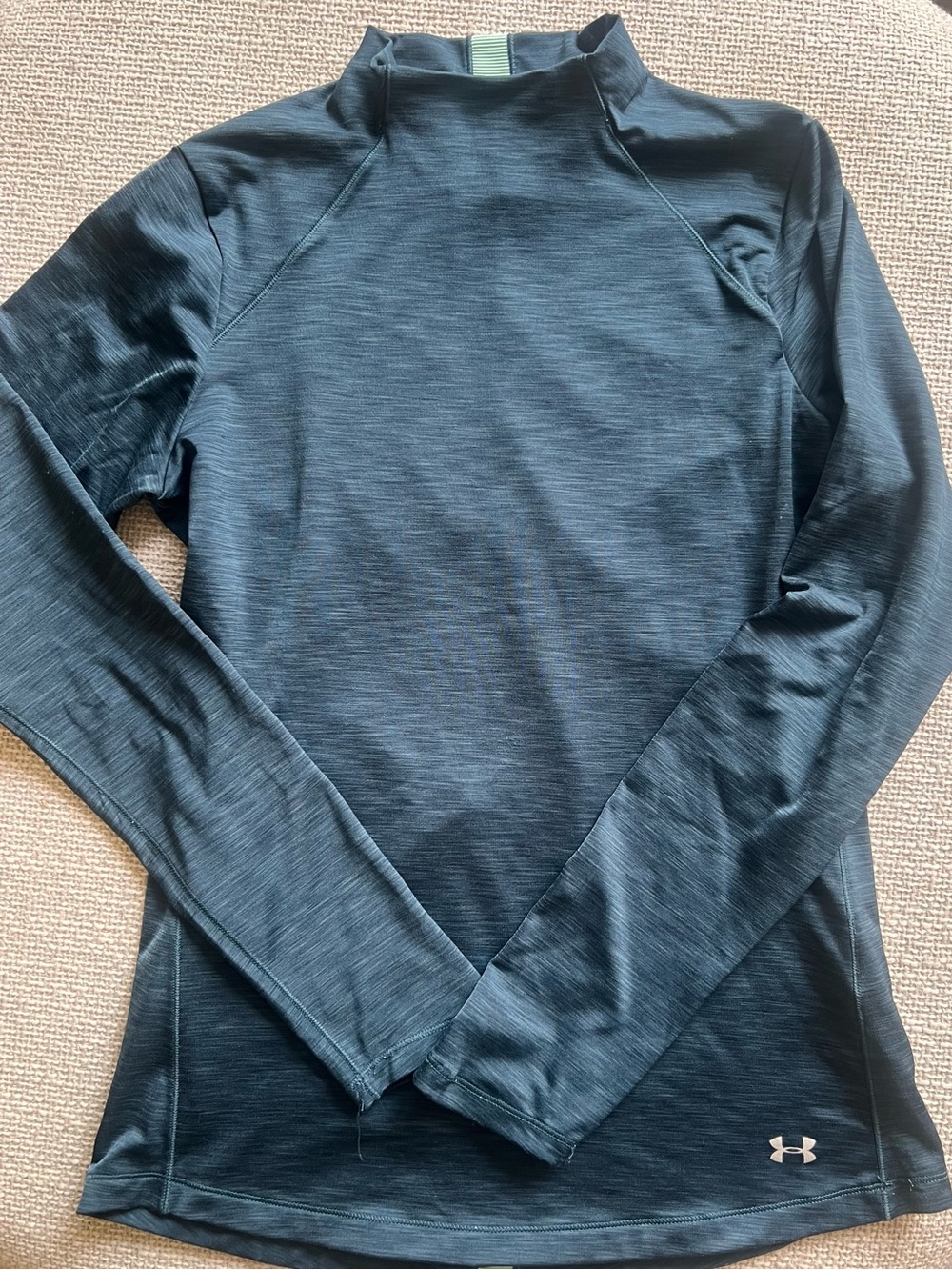 Under Armour Teal Performance Running Long Sleeve Reflective Top - Medium